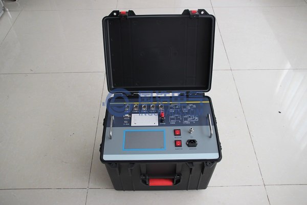 GHJS8300變頻抗干擾介質(zhì)損耗測試儀實(shí)拍